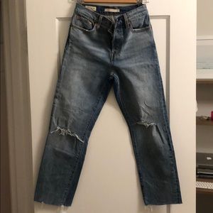 Levi’s Wedgie straight jean size 25
